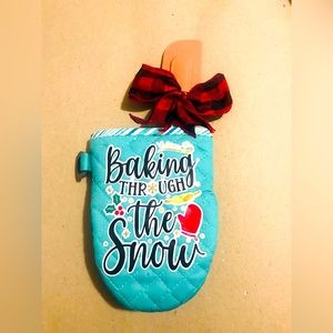 Cuisinart oven mitt NWT